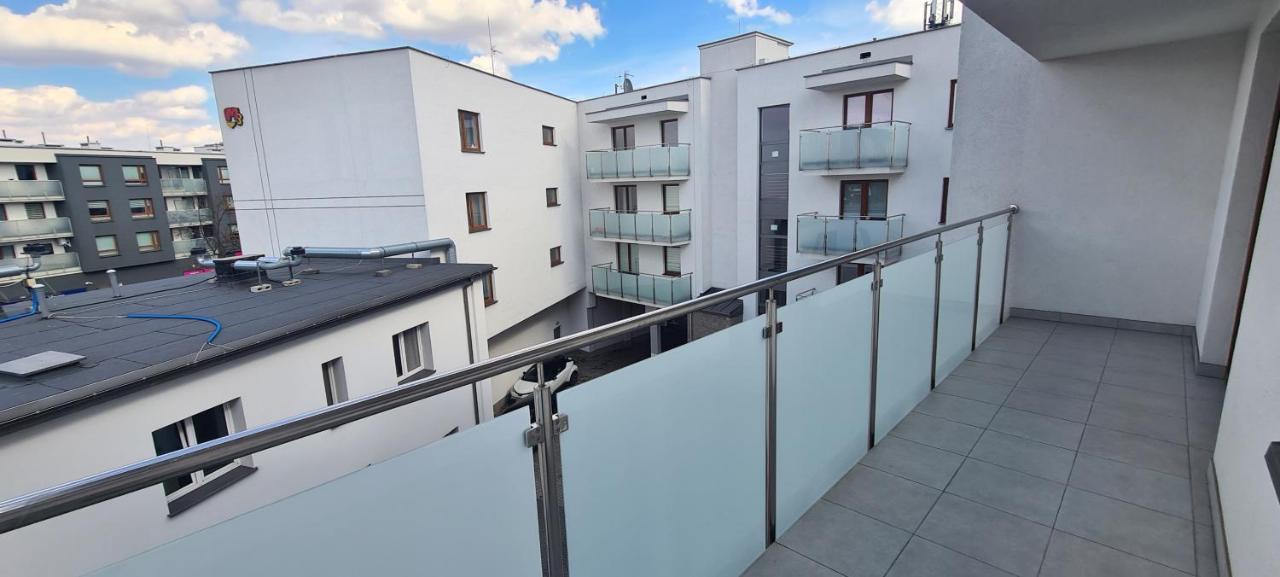 61 - - Nowy W Centrum Przy Ul 3 Maja 51a *